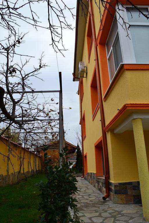 Marinovata Kashta Guest House Veliki Preslav Exterior photo